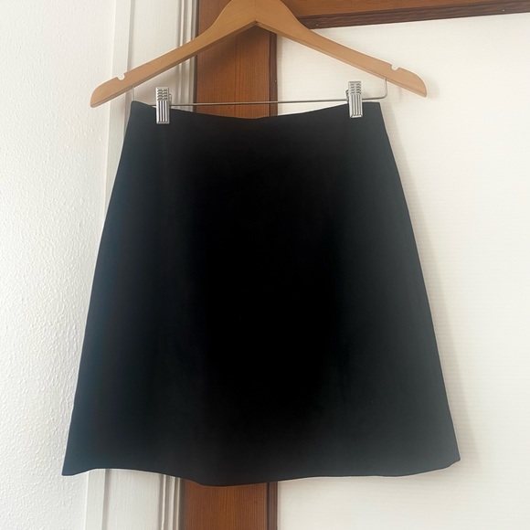 Babaton black skirt from Aritzia / Faux suede / Small - Picture 2 of 4